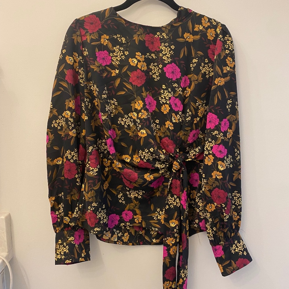 ASTR Floral Print Blouse w/ Tie